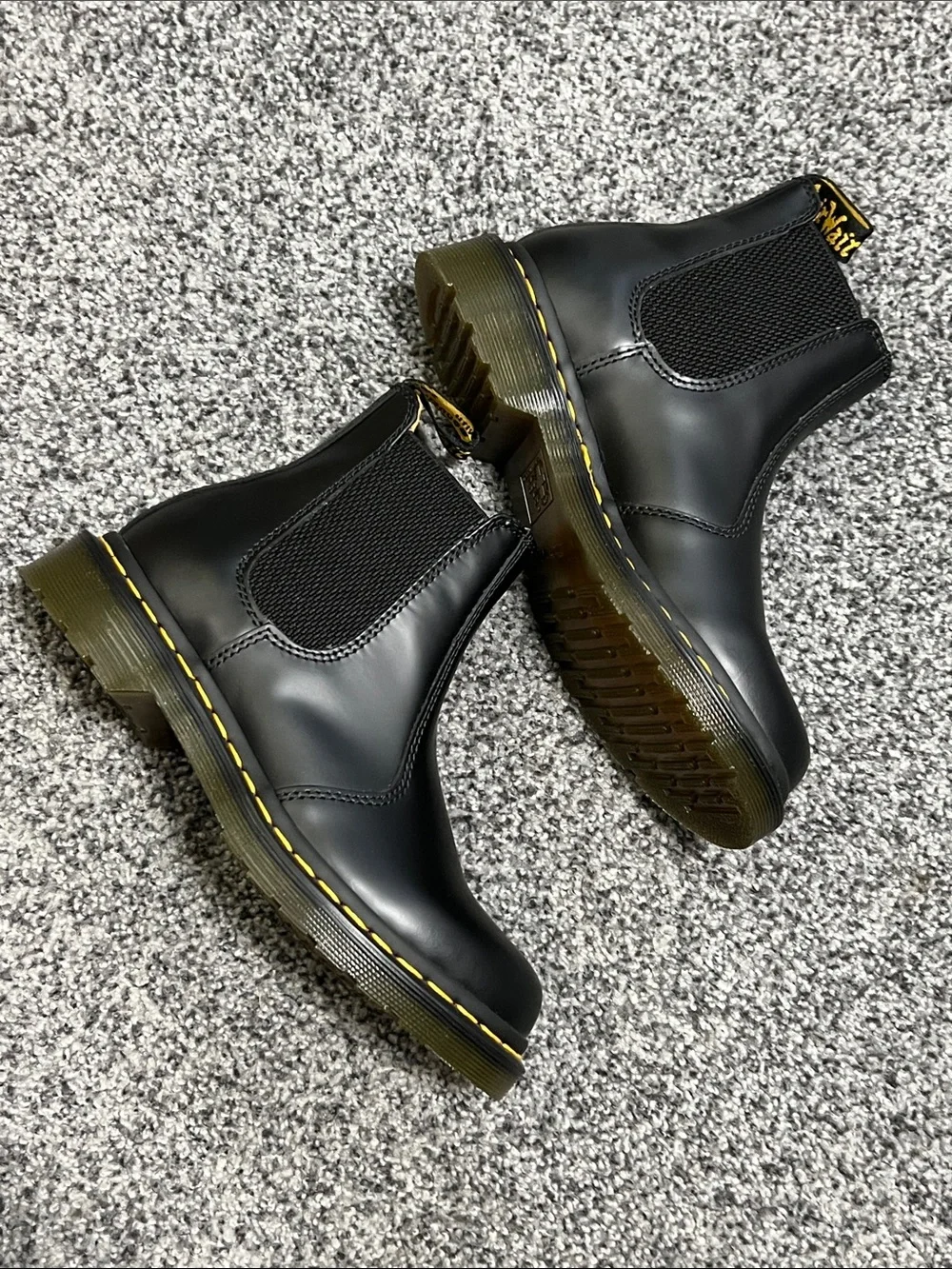 Dr. Martens Air Wair Black Leather Virginia Chelsea Boot NWOT